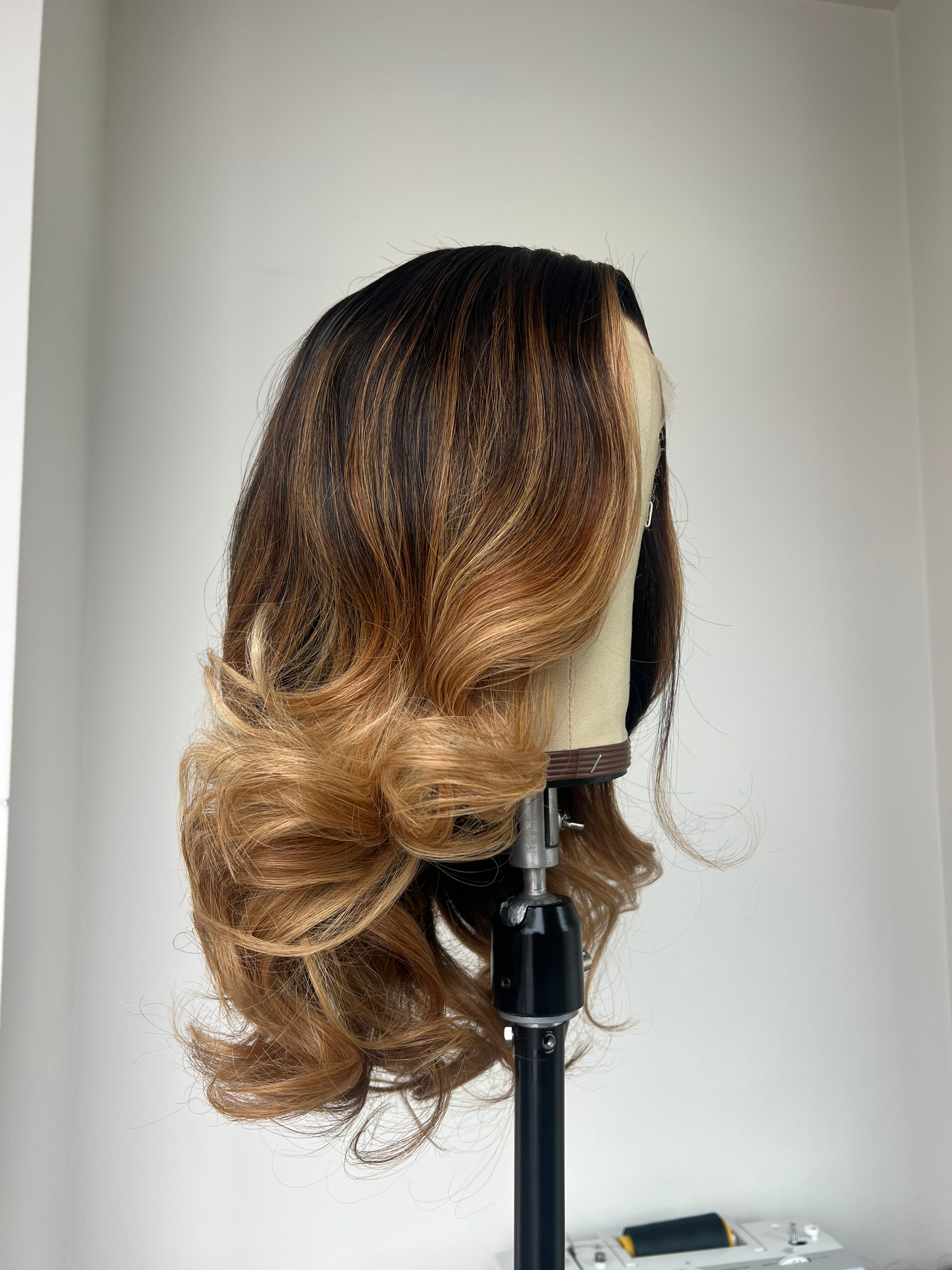 Highlighted Deep Side Part